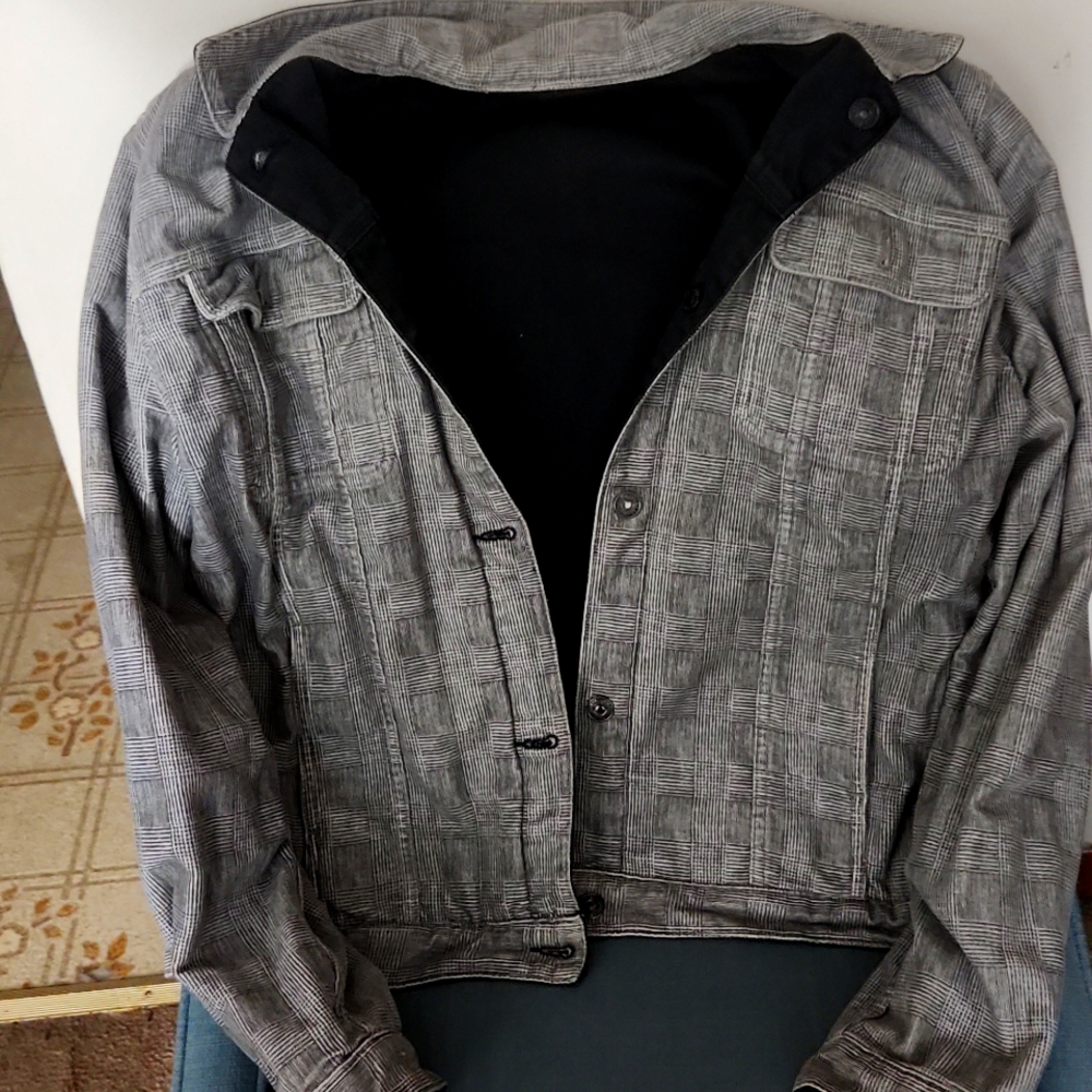 Reversible denim jacket.